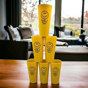 Vintage Yellow Smiley Face Have A Happy Day Plastic Tumblers Glasses Cups Set 6